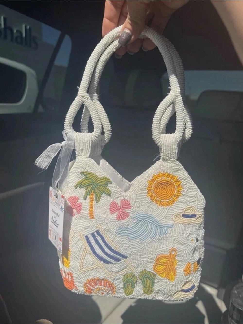 Beaded White Beach Motif Handbag